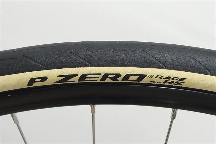 Pirelli P ZERO™ RACE TLR RS Made In Italy – Chapter 2 Cycle